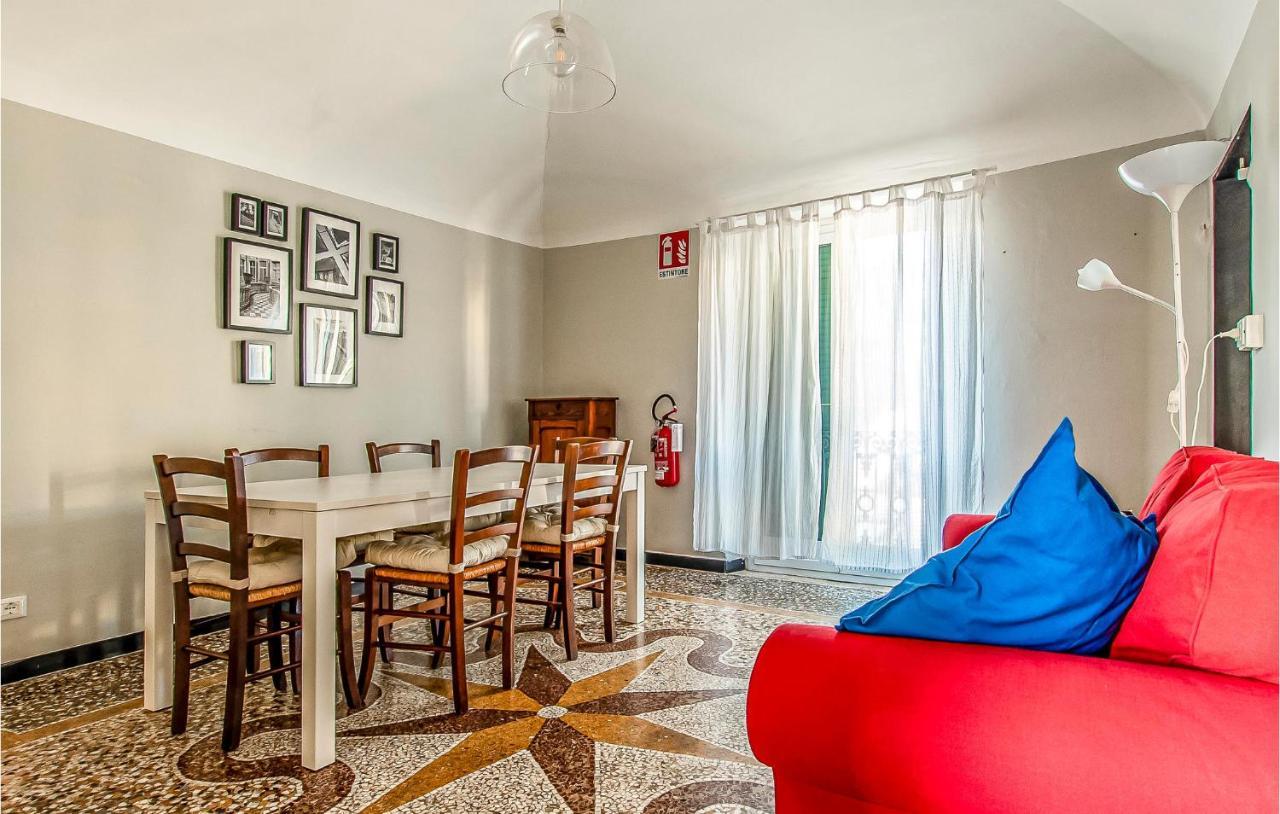 Apartment 4 Bedroom Beautiful In Genoa