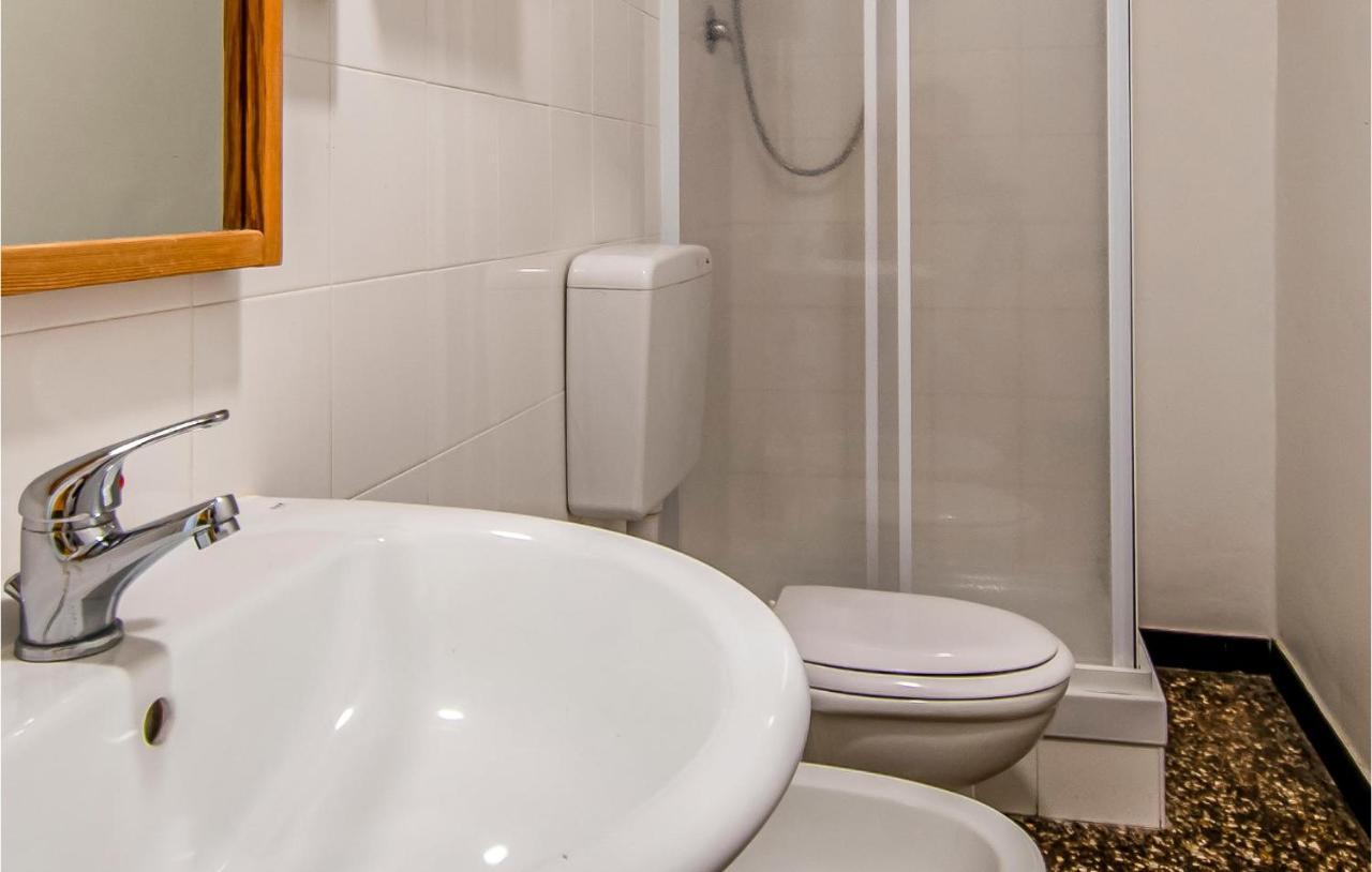 4 Bedroom Beautiful In * Genoa